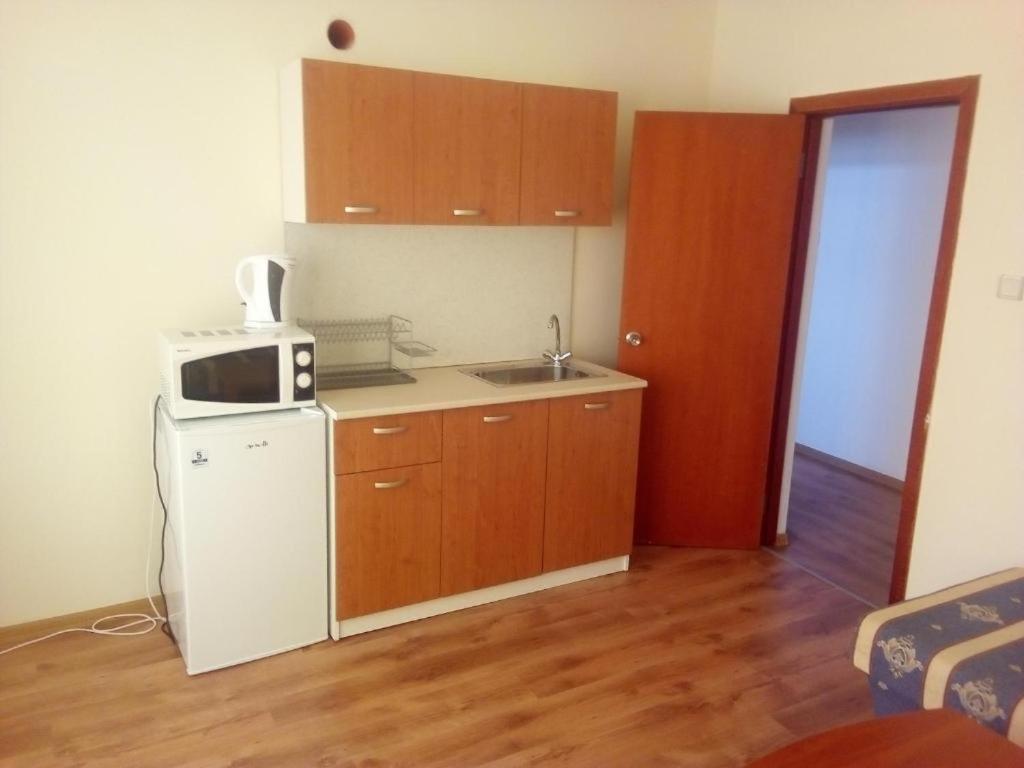 Хотел Черноморец Exterior photo